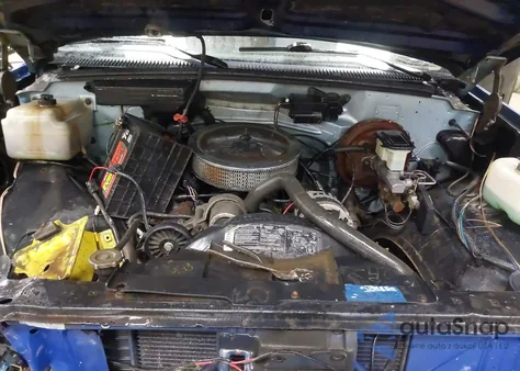 1990 Chevrolet Gmt-400 C1500 из США, поврежденный, VIN 1GCDC14H9LE253596